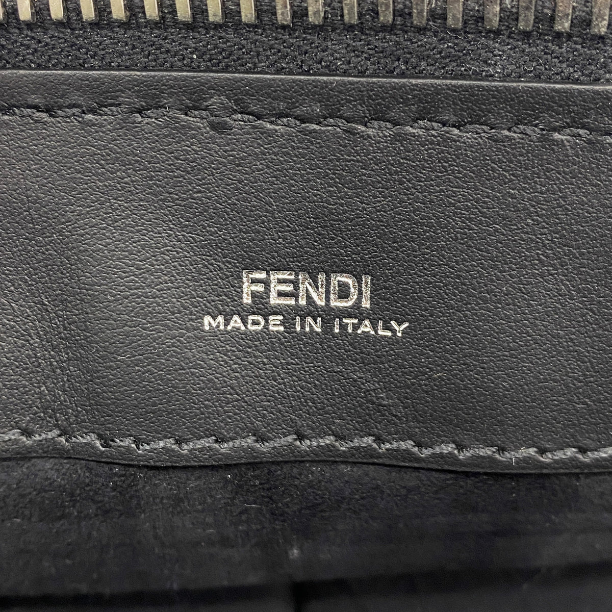 【6kc3048】フェンディ ハンドバッグ ドットコム レザー ブラック シルバー金具 2wayバッグ【中古】メンズ