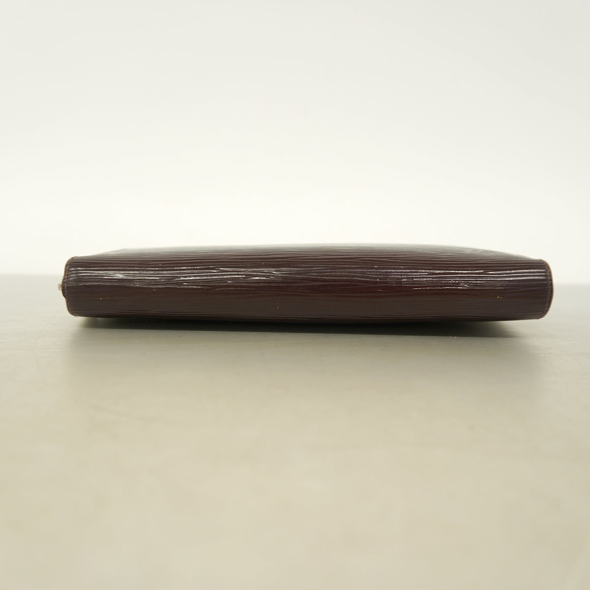 【6kc3083】ルイヴィトン 長財布 エピ ジッピーウォレット M60314 プルンニュエレクトリック【中古】レディース