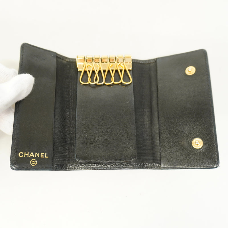 【6kc3100】シャネル キーケース キャビアスキン ブラック ゴールド金具【中古】レディース
