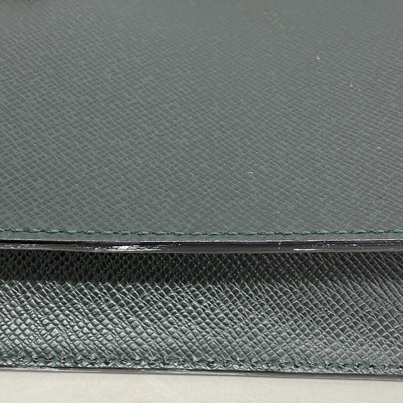 【6kc3131】ルイヴィトン ビジネスバッグ タイガ セルヴィエットクラド M30074 エピセア【中古】メンズ