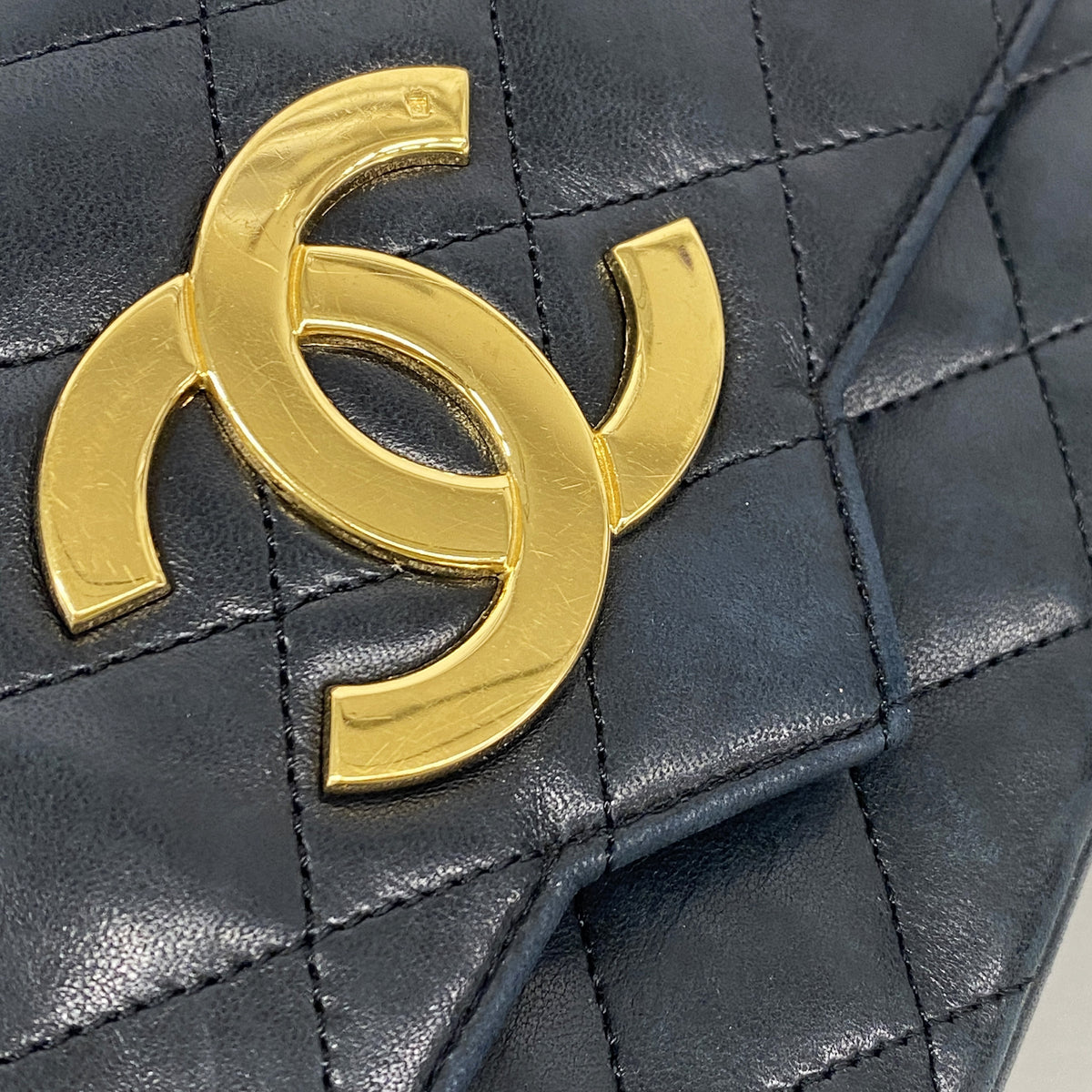 【6kc3143】シャネル ショルダーバッグ マトラッセ チェーンショルダー ラムスキン ブラック ゴールド金具【中古】レディース