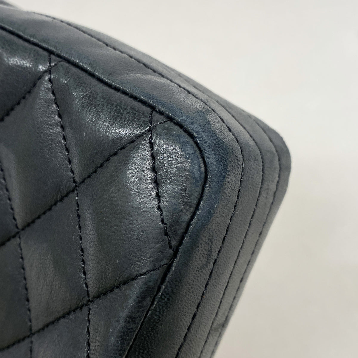 【6kc3143】シャネル ショルダーバッグ マトラッセ チェーンショルダー ラムスキン ブラック ゴールド金具【中古】レディース