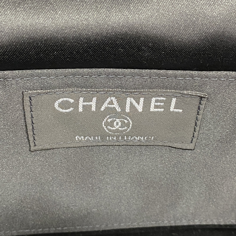 【6kc3193】シャネル ショルダーバッグ チョコバー パテントレザー ブラック シルバー金具【中古】レディース