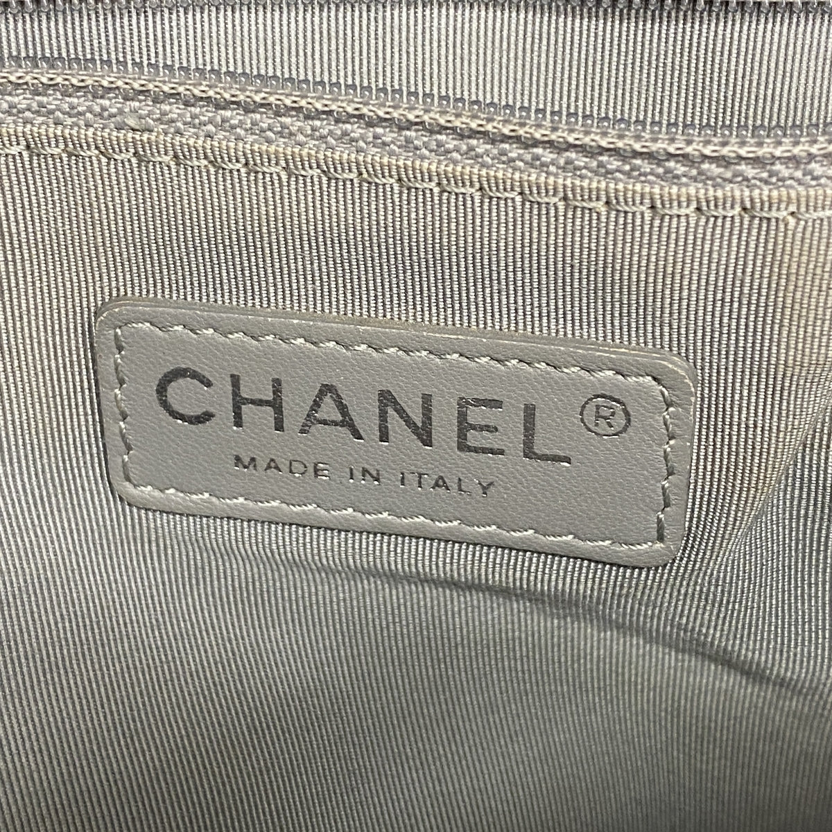 【6kc3292】シャネル ショルダーバッグ マトラッセ チェーンショルダー レザー ネイビー シルバー金具【中古】レディース