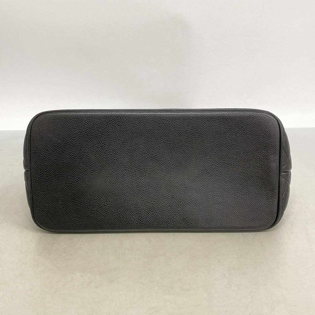 【6kc3301-h】シャネル トートバッグ 復刻トート キャビアスキン ブラック シルバー金具【中古】レディース