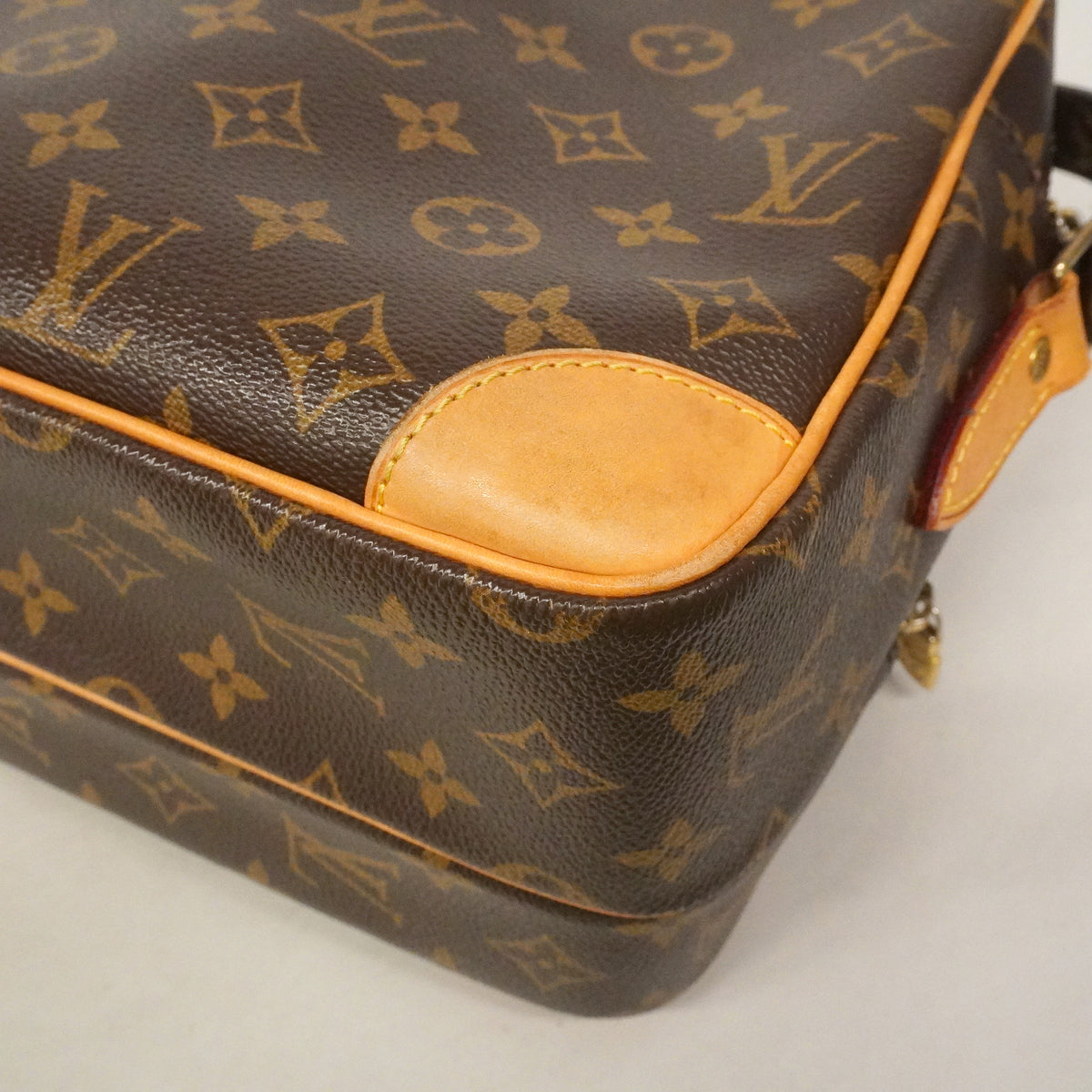 【6kd3331】ルイヴィトン ショルダーバッグ モノグラム ナイル M45244 ブラウン【中古】レディース