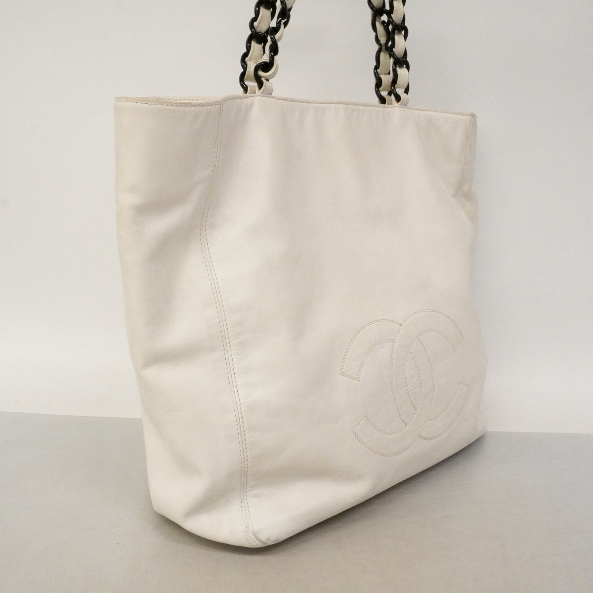 【6kd3365】シャネル トートバッグ レザー ホワイト ゴールド金具【中古】レディース