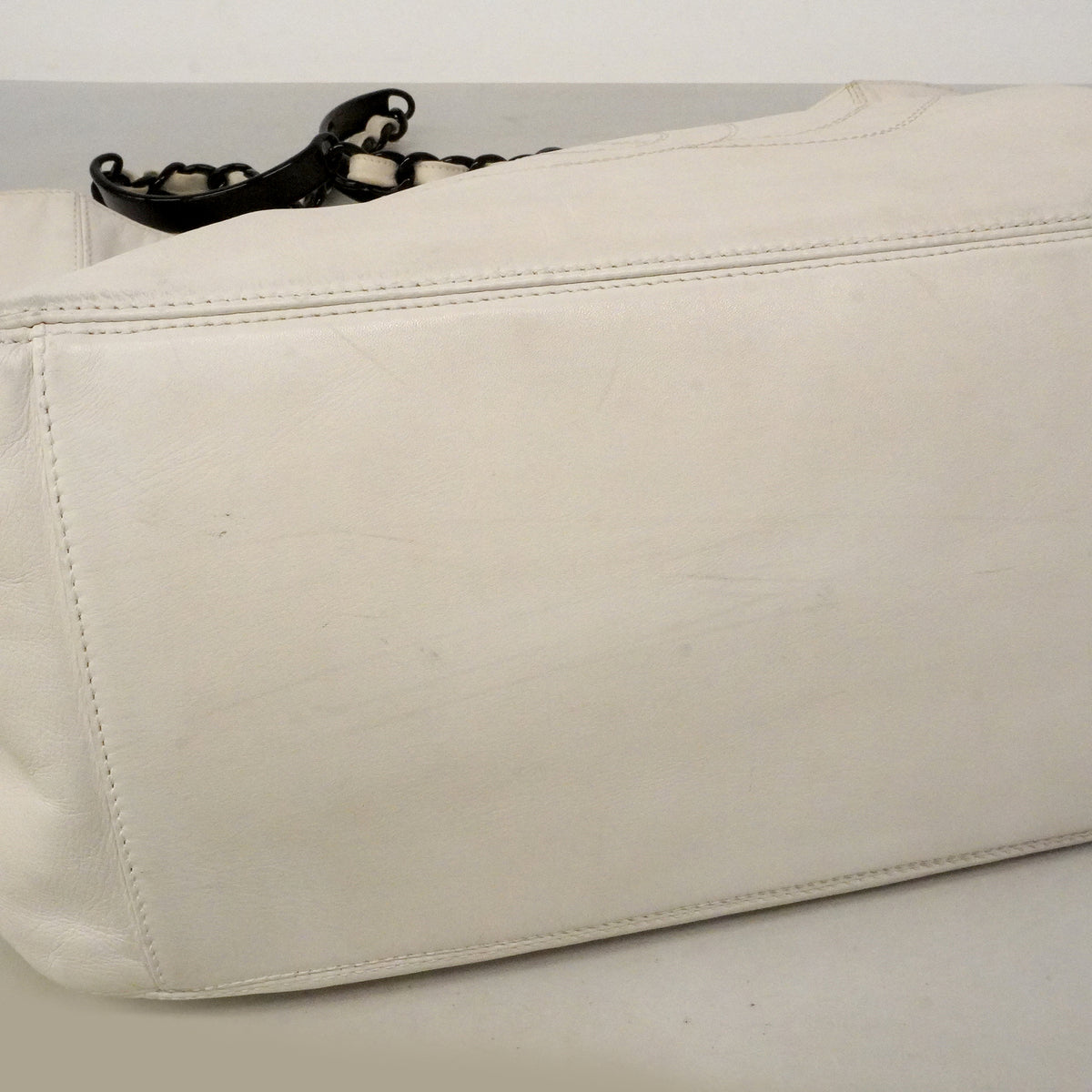 【6kd3365】シャネル トートバッグ レザー ホワイト ゴールド金具【中古】レディース