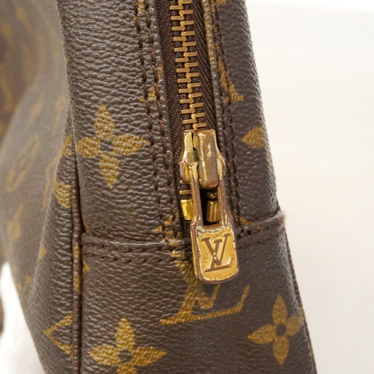 【6kd3372】ルイヴィトン ポーチ モノグラム トゥルーストワレット23 M47524 ブラウン【中古】レディース
