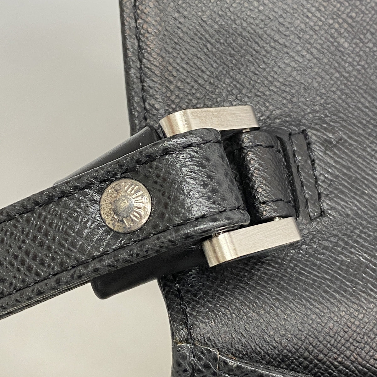 【6kd3417】ルイヴィトン クラッチバッグ タイガ セレンガ M30782 アルドワーズ【中古】メンズ