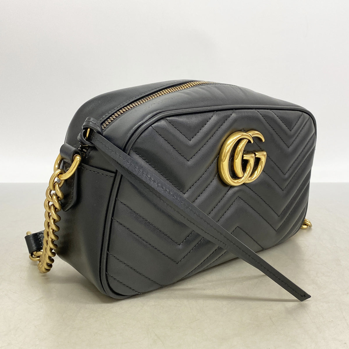 【6kd3423】グッチ ショルダーバッグ GGマーモント 447632 レザー ブラック ゴールド金具【中古】レディース