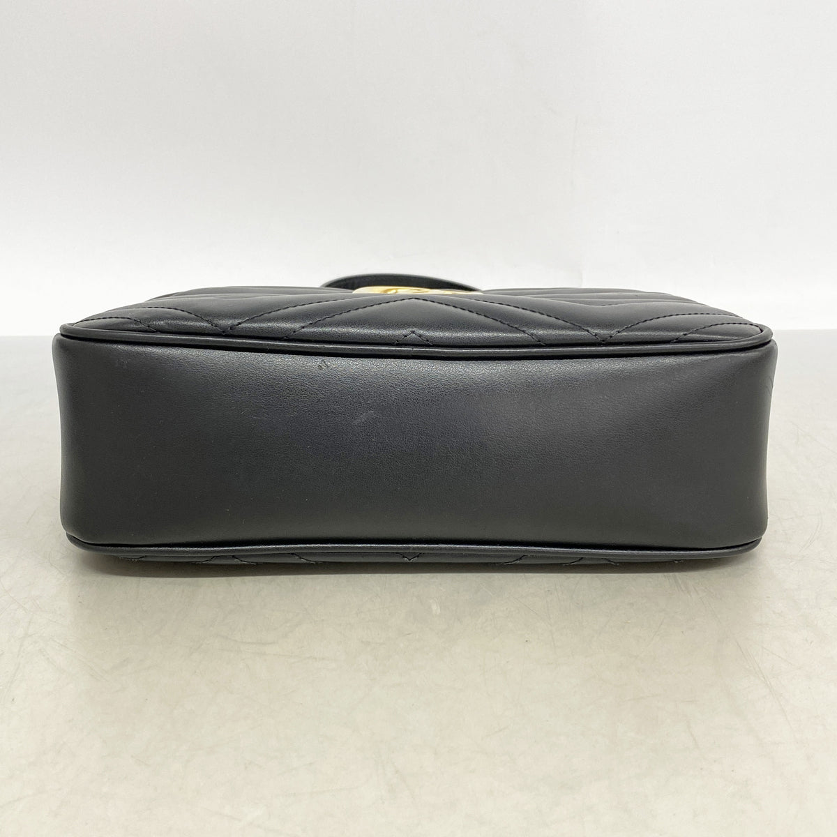 【6kd3423】グッチ ショルダーバッグ GGマーモント 447632 レザー ブラック ゴールド金具【中古】レディース