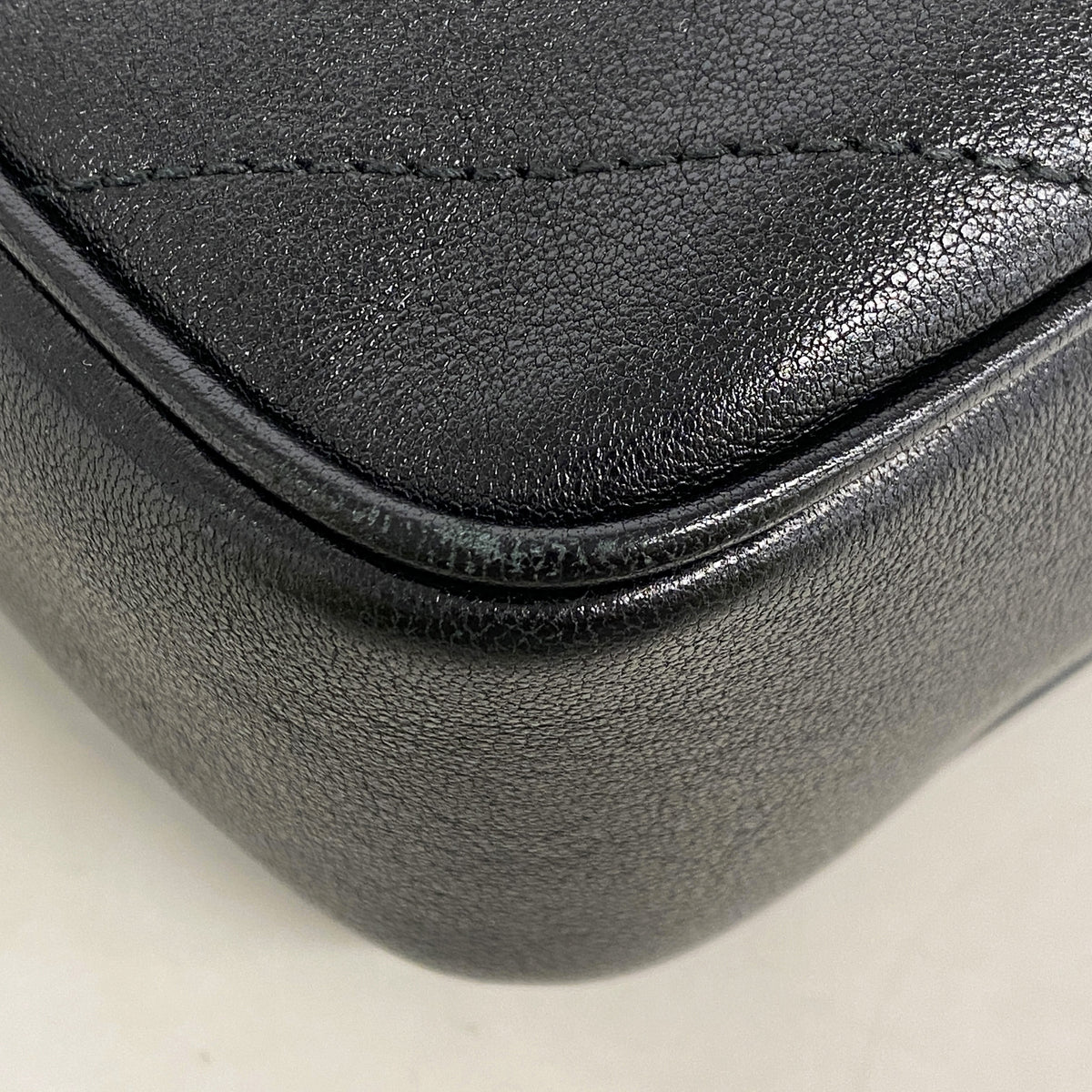 【6kd3431】グッチ ショルダーバッグ ブロンディ 742360 レザー ブラック ゴールド金具【中古】レディース