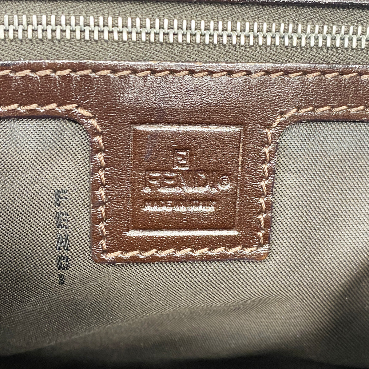 【6kd3435】フェンディ ハンドバッグ ズッカ ナイロンキャンバス ブラウン シルバー金具【中古】レディース
