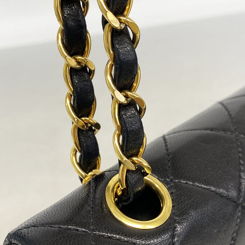 【6kd3436】シャネル ショルダーバッグ マトラッセ Wフラップ Wチェーン ラムスキン ブラック ゴールド金具【中古】レディース