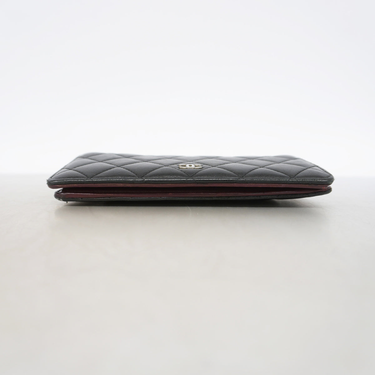 【6kd3490】シャネル 長財布 マトラッセ ラムスキン ブラック シルバー金具【中古】レディース