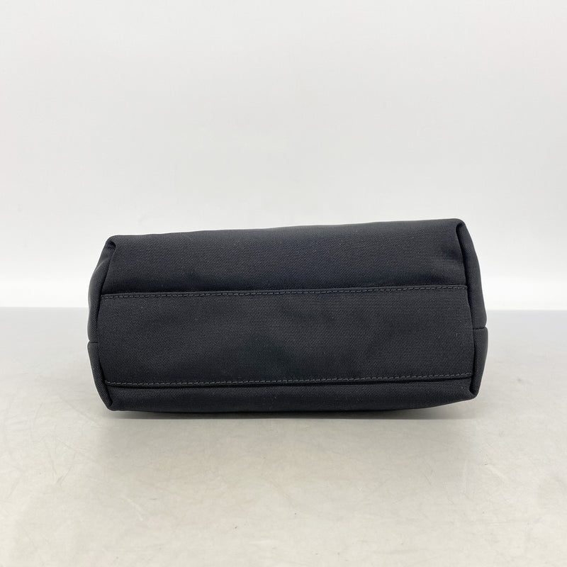 【6kd3509】グッチ ハンドバッグ 002 1075 ナイロン ブラック シルバー金具【中古】レディース