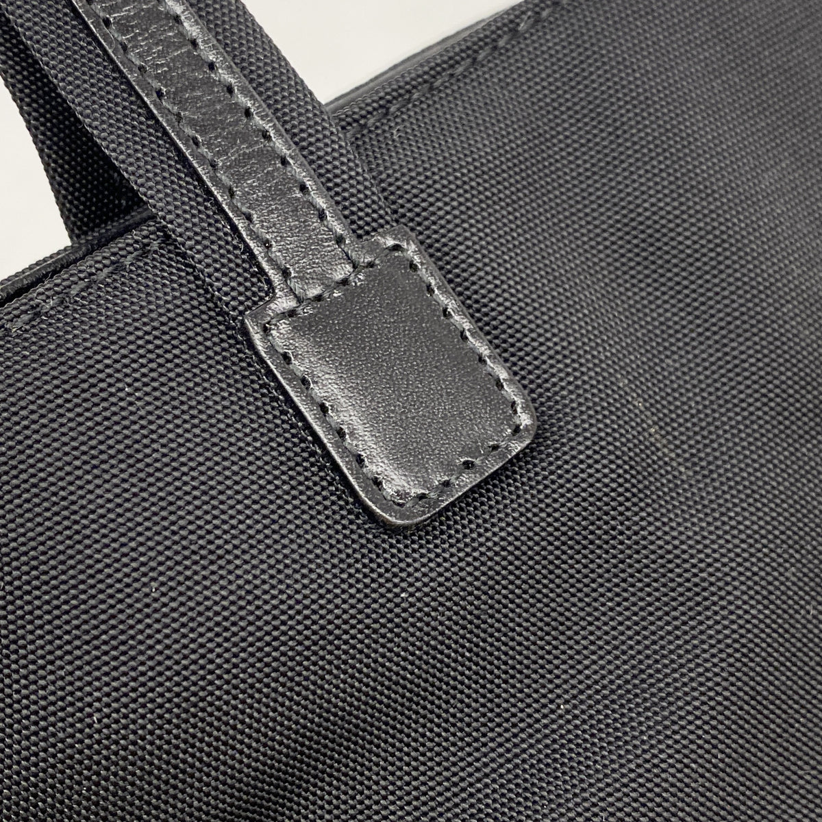 【6kd3509】グッチ ハンドバッグ 002 1075 ナイロン ブラック シルバー金具【中古】レディース