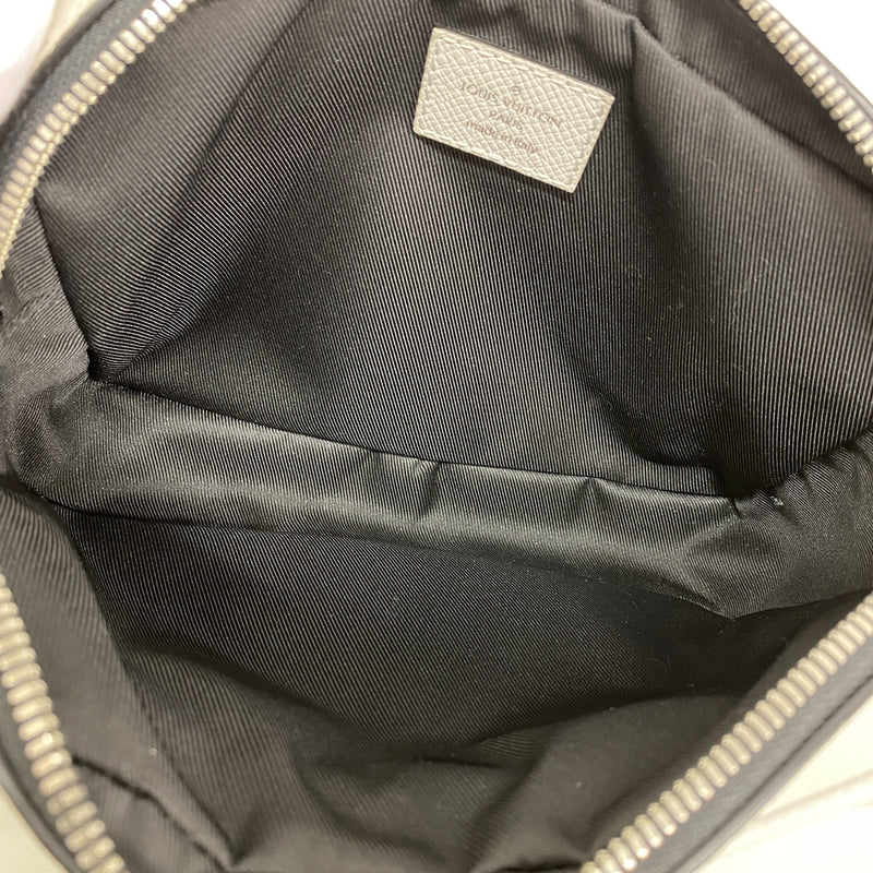 【6kd3535】ルイヴィトン ウエストバッグ タイガラマ バムバッグアウトドア M30247 アンタークティカ【中古】メンズ