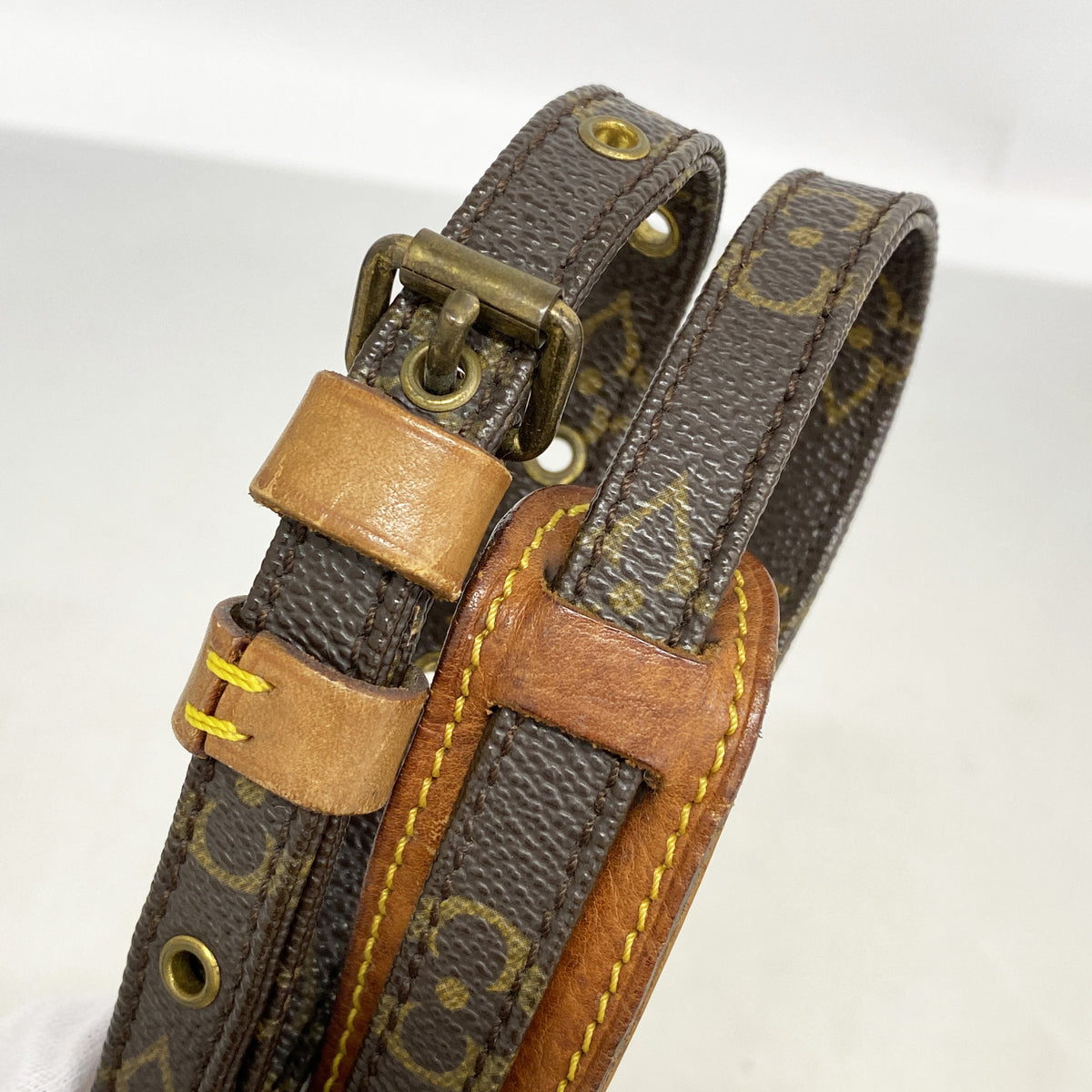 【6kd3540】ルイヴィトン ショルダーバッグ モノグラム ミニアマゾン M45238 ブラウン【中古】レディース
