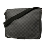 【6kd3561】ルイヴィトン ショルダーバッグ ダミエ・グラフィット ダニエルMM N58029 ブラック【中古】メンズ