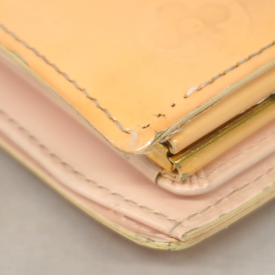 【6kd3574】ルイヴィトン 財布 ヴェルニ ポルトモネビエヴィエノワ M91314 マシュマロピンク【中古】レディース