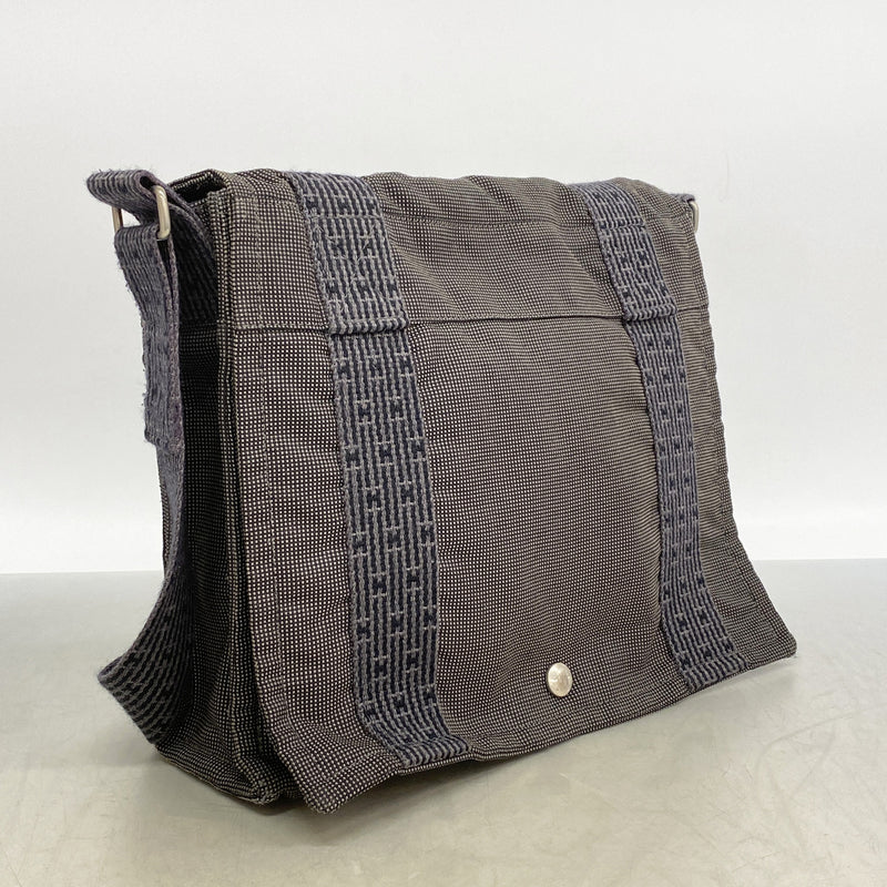 【6kd3602】エルメス ショルダーバッグ エールラインバサス ナイロン グレー シルバー金具【中古】レディース