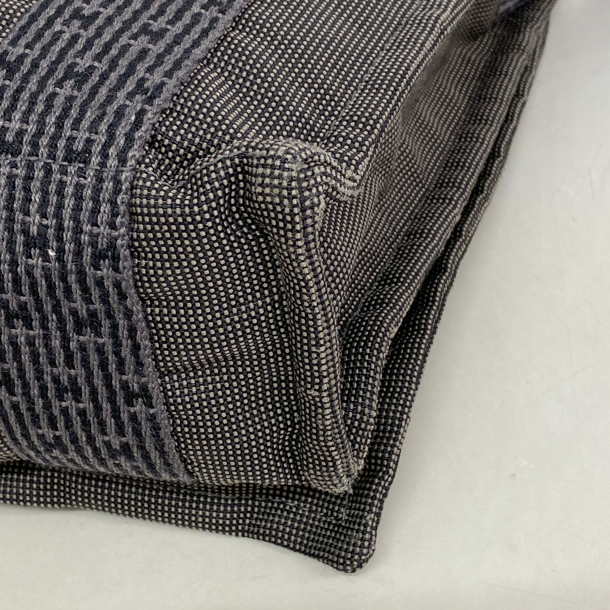 【6kd3602】エルメス ショルダーバッグ エールラインバサス ナイロン グレー シルバー金具【中古】レディース