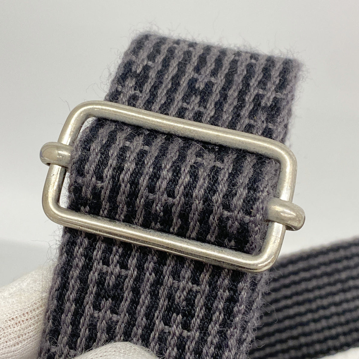 【6kd3602】エルメス ショルダーバッグ エールラインバサス ナイロン グレー シルバー金具【中古】レディース