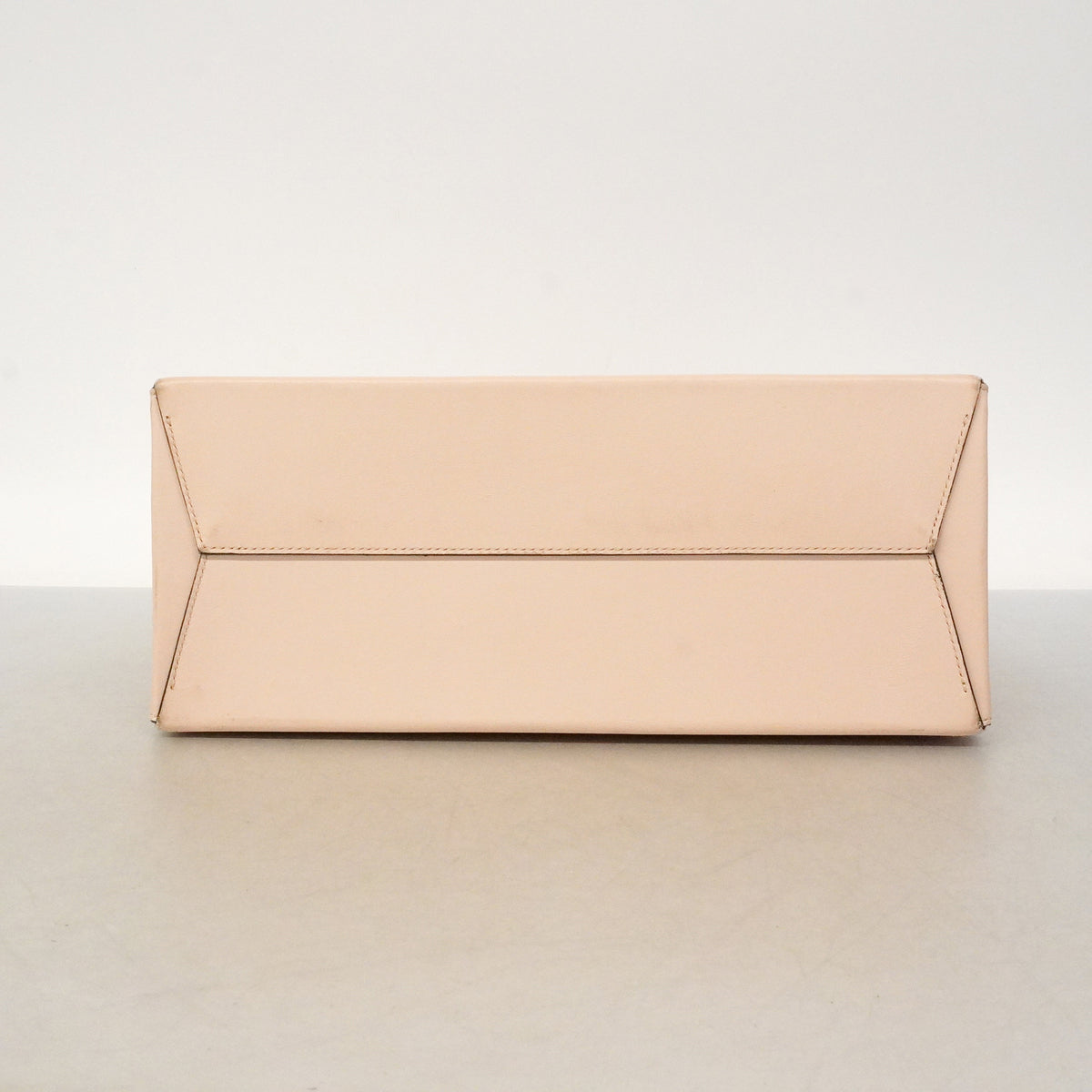 【6kd3670】フェンディ トートバッグ レザー ピンクベージュ ゴールド金具【中古】レディース
