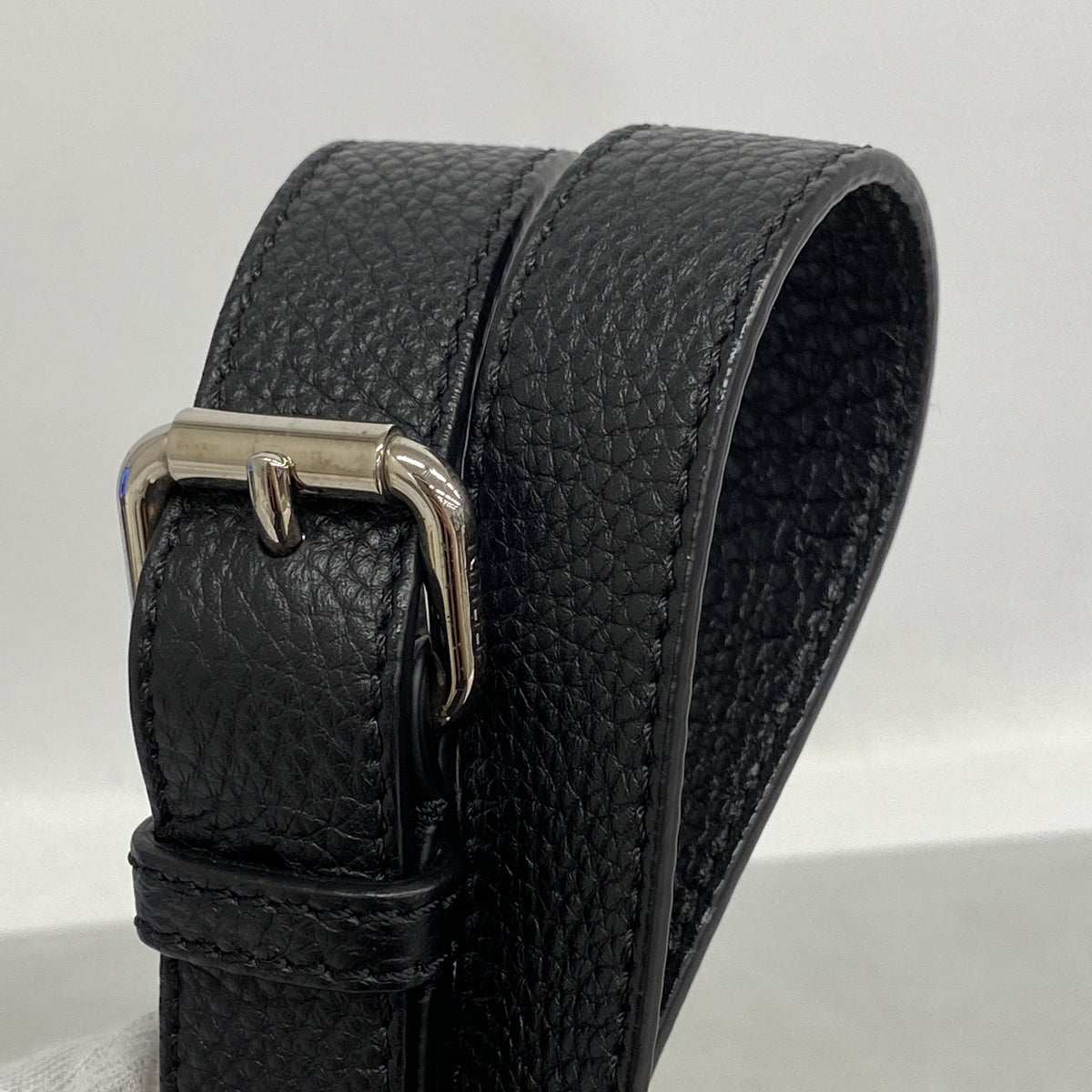 【6kd3710】フェンディ ショルダーバッグ レザー ブラック シルバー金具【中古】メンズ