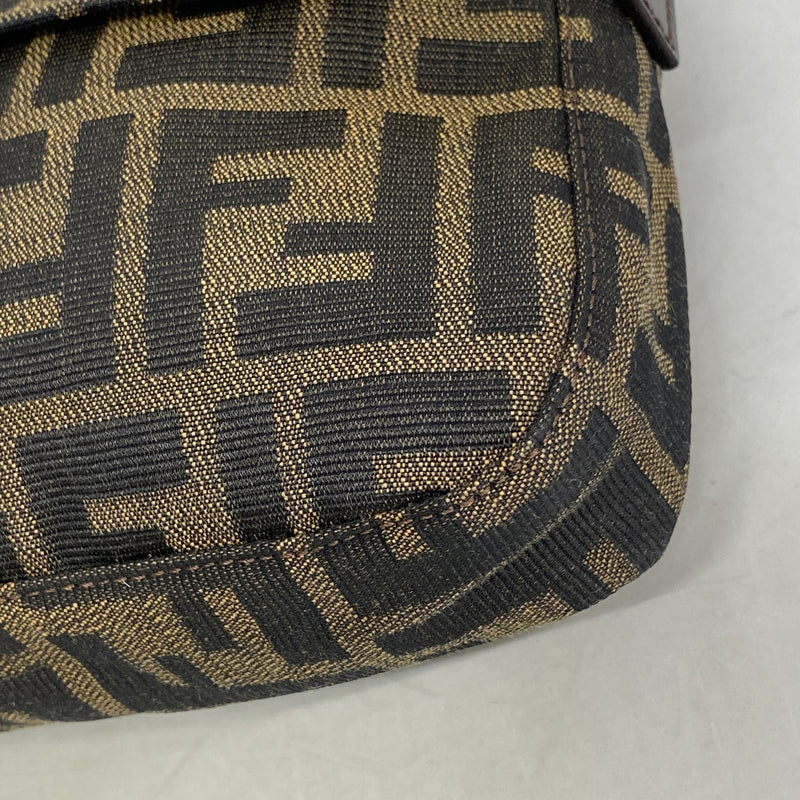 【6kd3768】フェンディ ハンドバッグ ズッカ マンマバケット ナイロンキャンバス ブラウン シルバー金具【中古】レディース