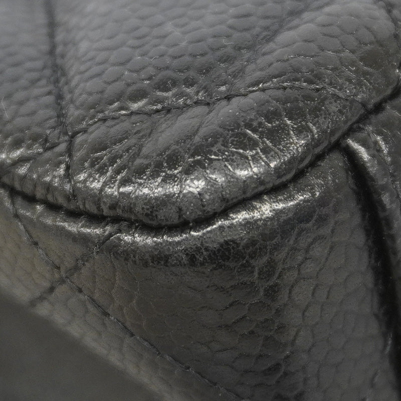 【6kd3864】シャネル ショルダーバッグ デカマトラッセ Wフラップ Wチェーン キャビアスキン ブラック ゴールド金具【中古】レディース