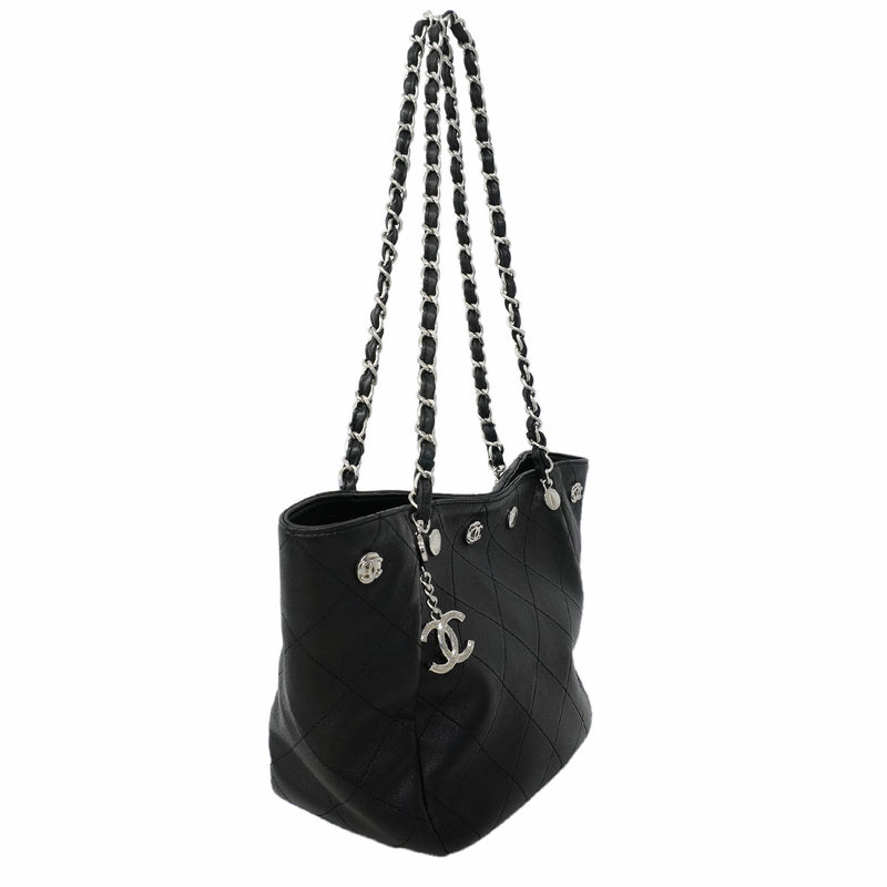 【6kd3886】シャネル ショルダーバッグ マトラッセ チェーンショルダー ラムスキン ブラック シルバー金具【中古】レディース