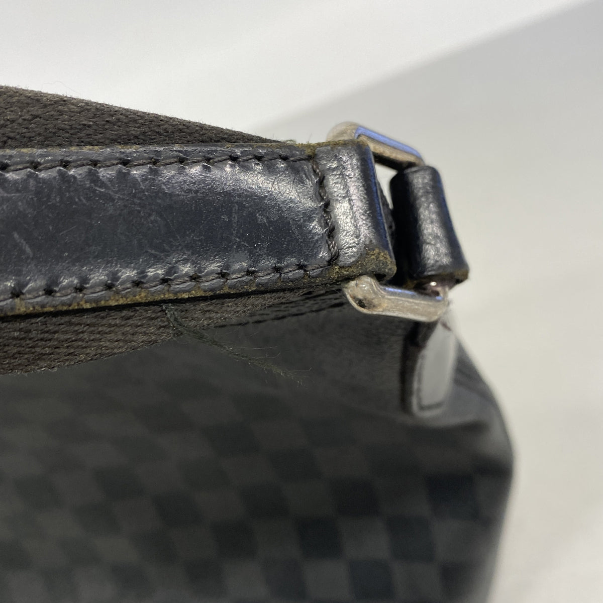 【6kd3897】ルイヴィトン ショルダーバッグ ダミエ・グラフィット ミックPM N41211 ブラック グレー【中古】メンズ