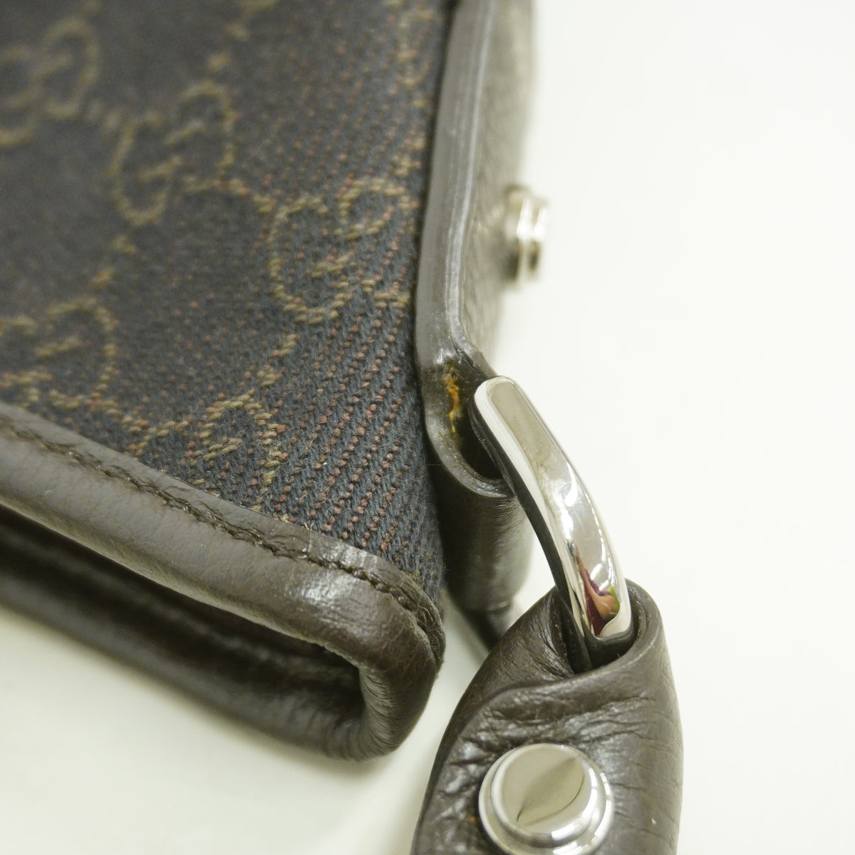 【6kd3916】グッチ ショルダーバッグ GGキャンバス 268637 キャンバス ダークブラウン シルバー金具【中古】レディース