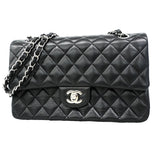 【6kd3917】シャネル ショルダーバッグ マトラッセ Wフラップ Wチェーン ラムスキン ブラック シルバー金具【中古】レディース