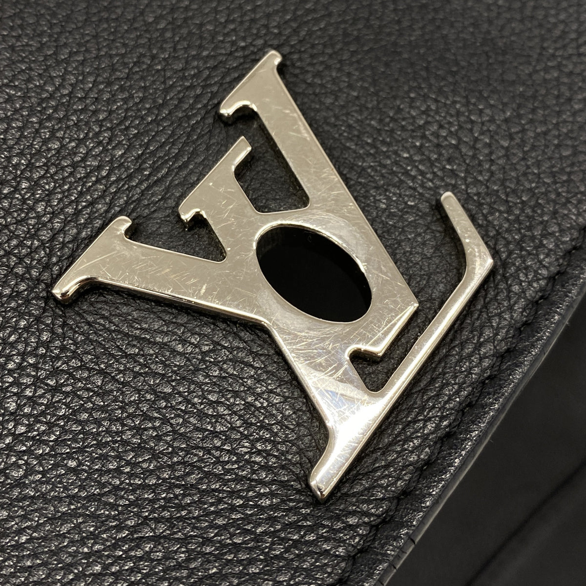 【6kd3926】ルイヴィトン リュック・デイパック ロックミーバックパック M41815 ノワール【中古】レディース
