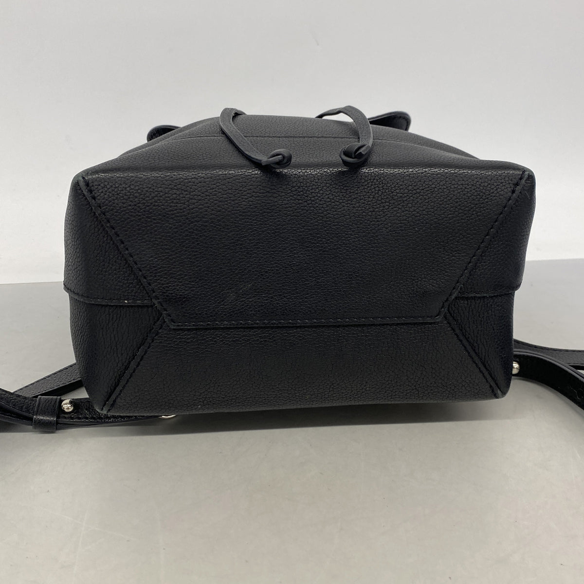 【6kd3926】ルイヴィトン リュック・デイパック ロックミーバックパック M41815 ノワール【中古】レディース