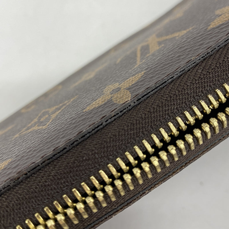 【6kd3927】ルイヴィトン 長財布 モノグラム ジッピーウォレット M42616 ブラウン【中古】メンズ レディース ユニセックス