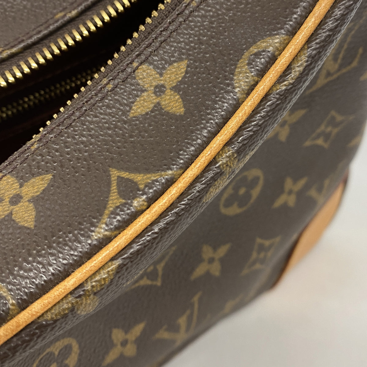 【6kd3949】ルイヴィトン ショルダーバッグ モノグラム ブローニュ30 M51265 ブラウン【中古】レディース