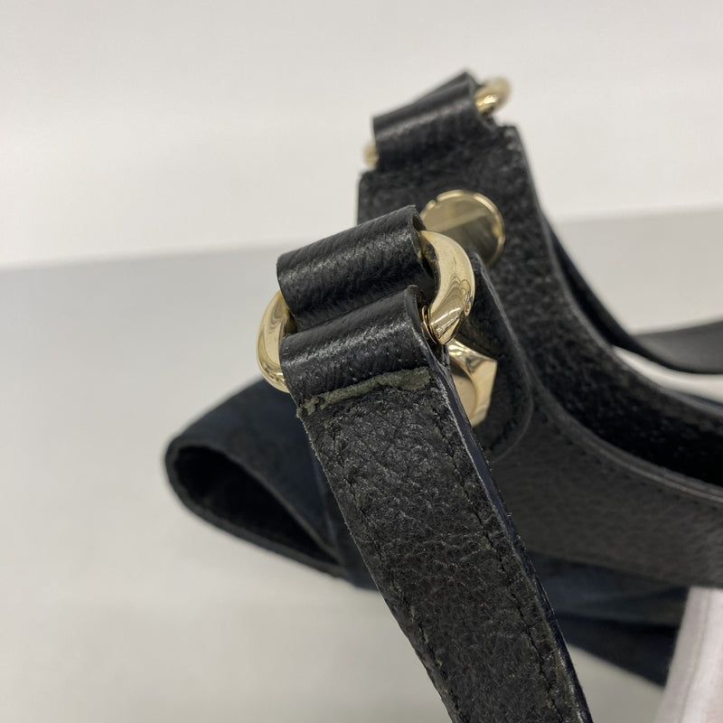 【6kd3950】グッチ ショルダーバッグ GGキャンバス 154982 キャンバス ブラック シャンパンゴールド金具【中古】レディース