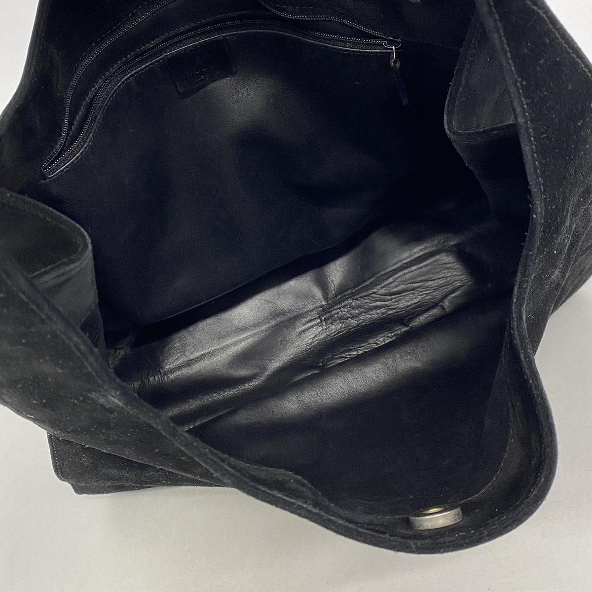 【6kd3951】グッチ ショルダーバッグ 001 3192 スウェード ブラック シルバー金具【中古】レディース