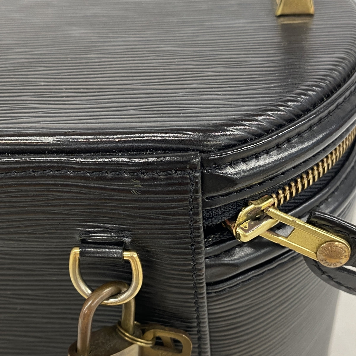 【6kd3959】ルイヴィトン ハンドバッグ エピ カンヌ M48032 ノワール【中古】レディース