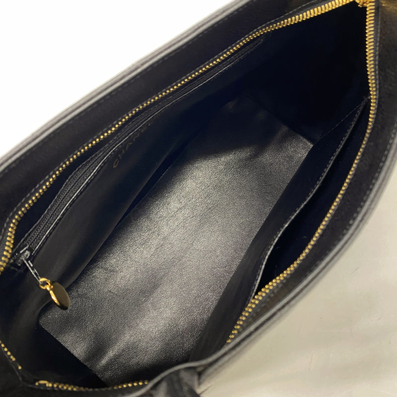 【6kd4008】シャネル トートバッグ 復刻トート キャビアスキン ブラック ゴールド金具【中古】レディース