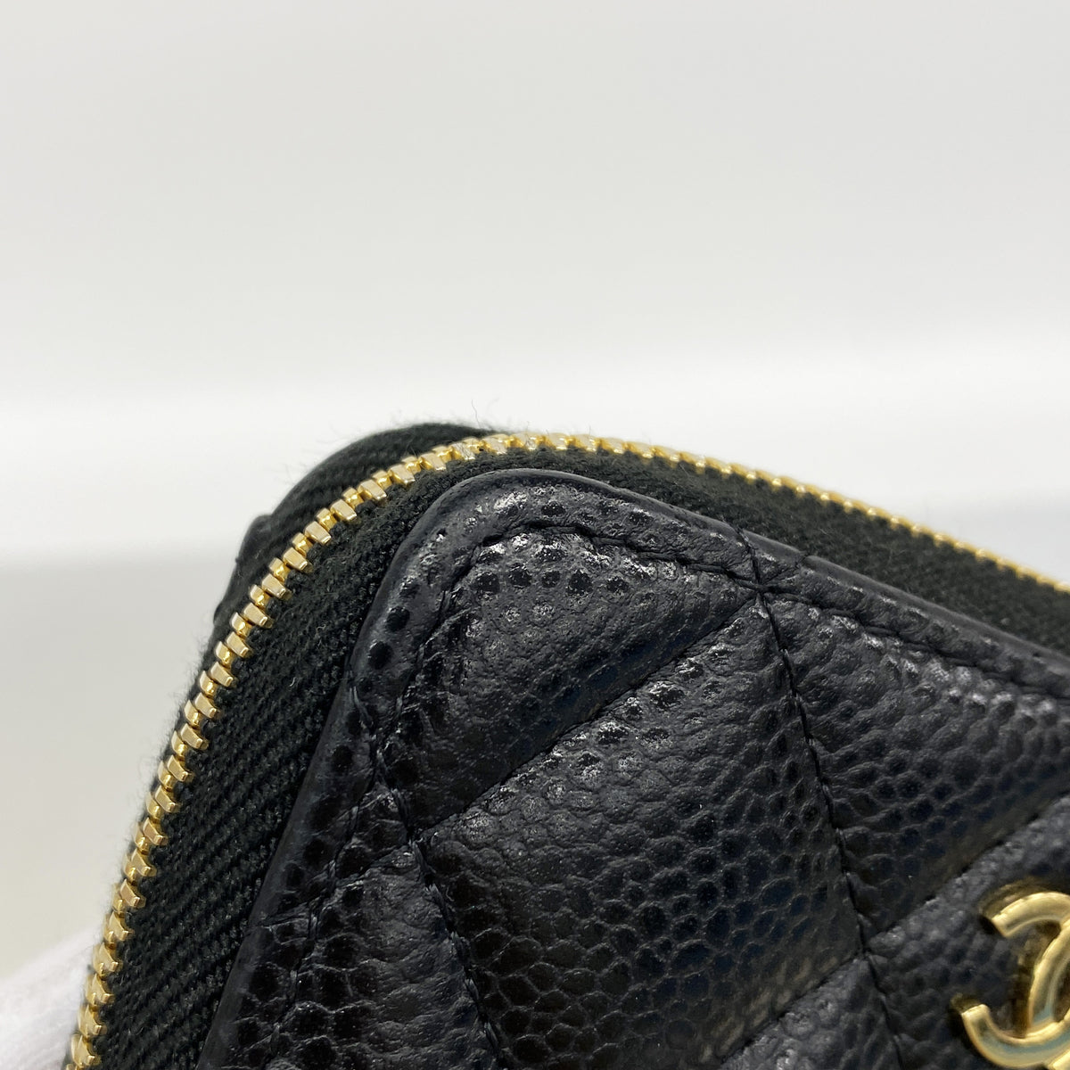 【6kd4040】シャネル コインケース マトラッセ キャビアスキン ブラック ゴールド金具【中古】メンズ レディース ユニセックス