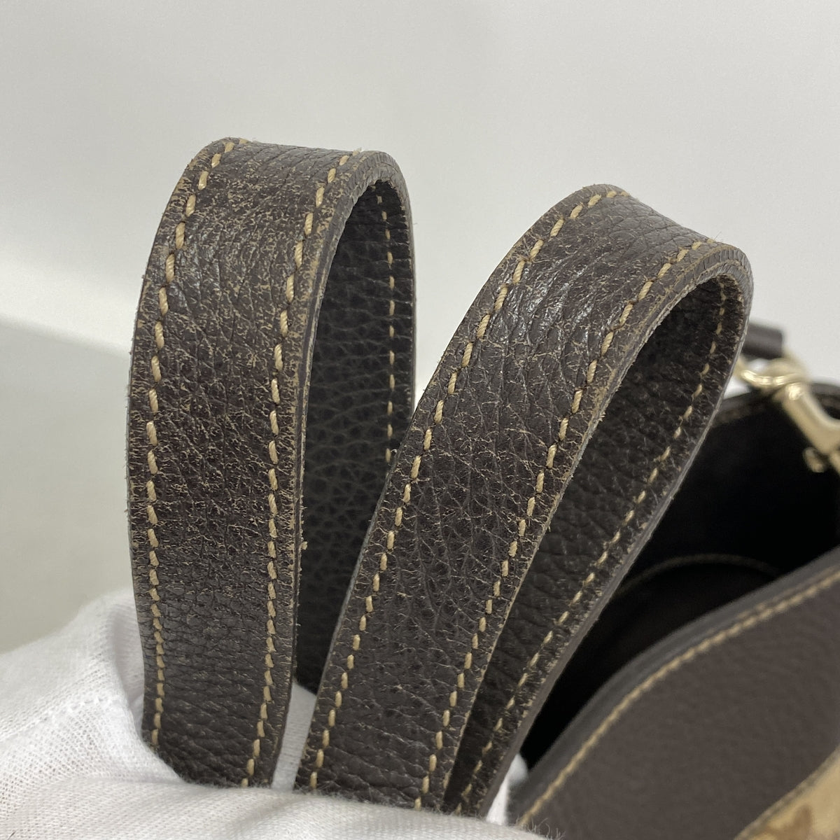 【6kd4139】グッチ トートバッグ GGクリスタル 336663 コーティングキャンバス ブラウン シャンパンゴールド金具 2wayバッグ【中古】レディース