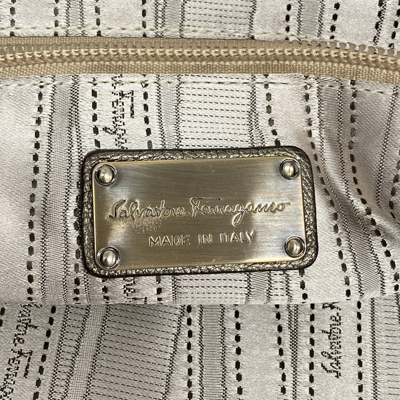 【6kd4149】サルヴァトーレフェラガモ ハンドバッグ ガンチーニ レザー ブロンズ ゴールド金具【中古】レディース