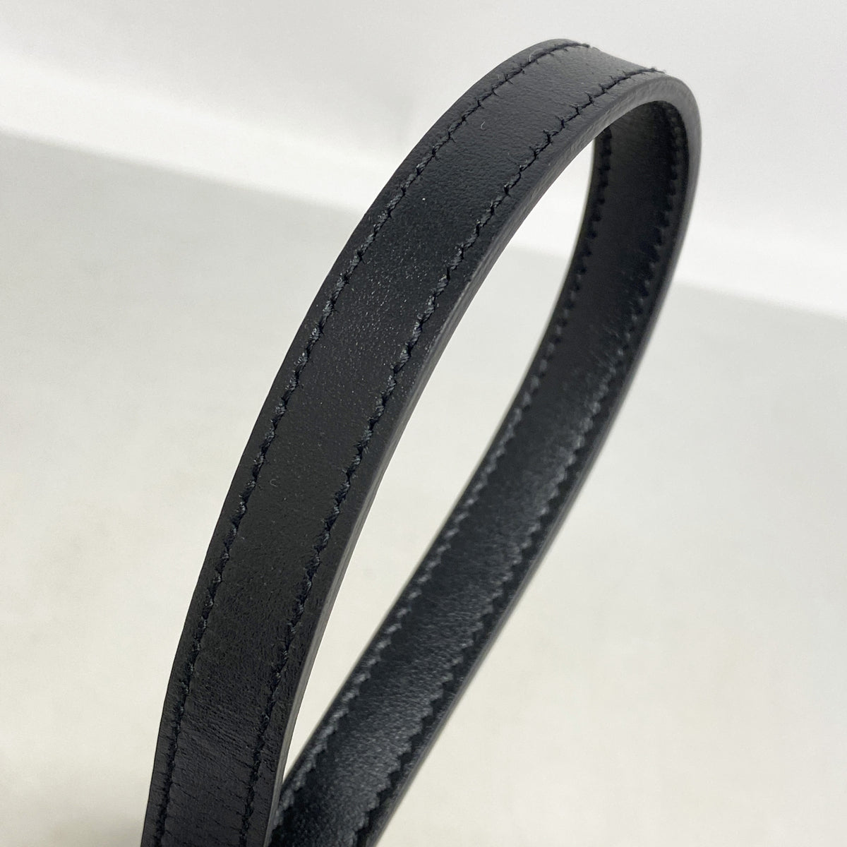 【6kd4208】グッチ ショルダーバッグ GGマーモント 447632 レザー ブラック シルバー金具【中古】レディース