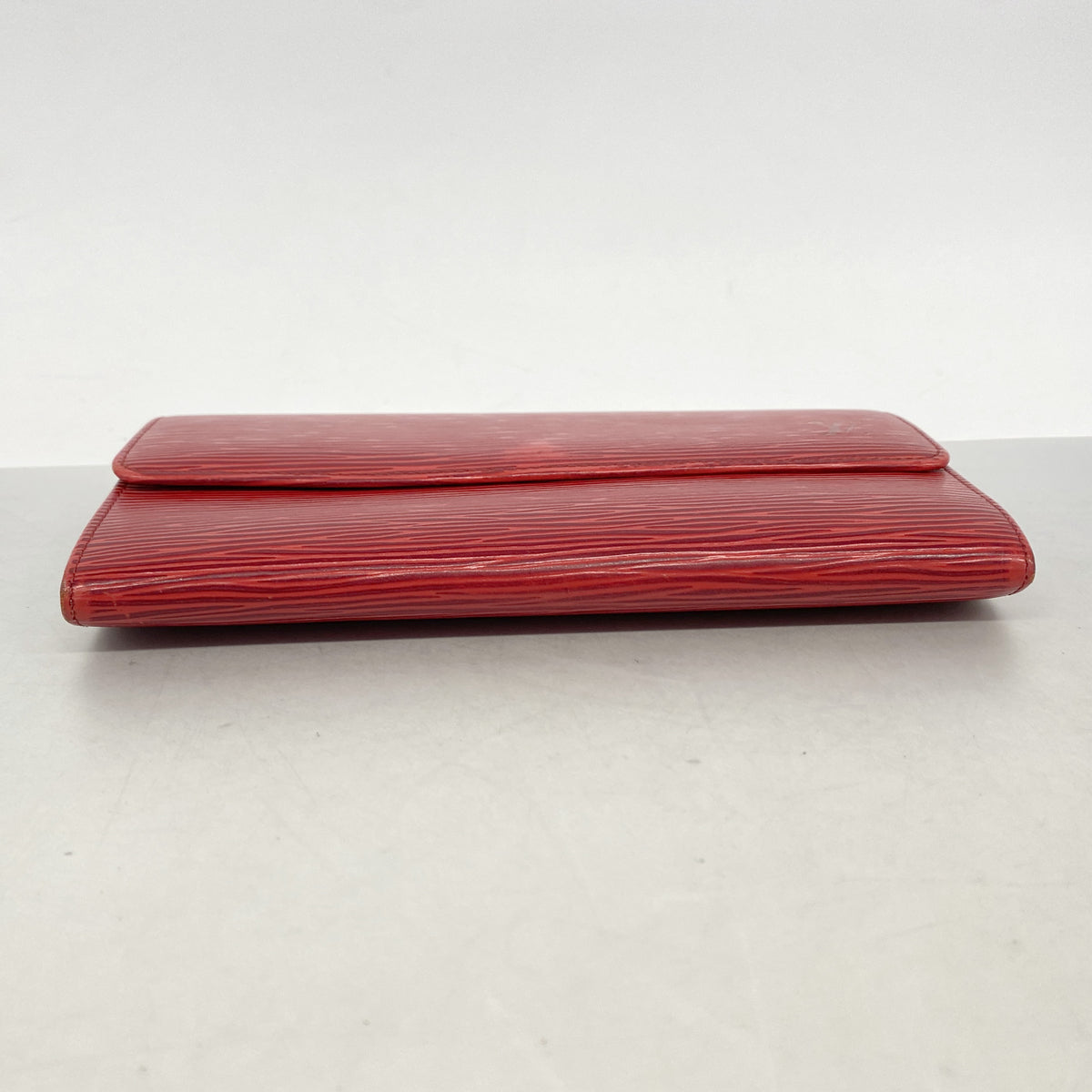 【6kd4215】ルイヴィトン 長財布 エピ ポシェットポルトモネクレディ M63567 カスティリアンレッド【中古】レディース